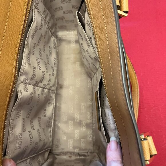 Michael Kors Dee Dee Brown And Creme Coated Canvas Leather Trim Bag - Picture 7 of 16